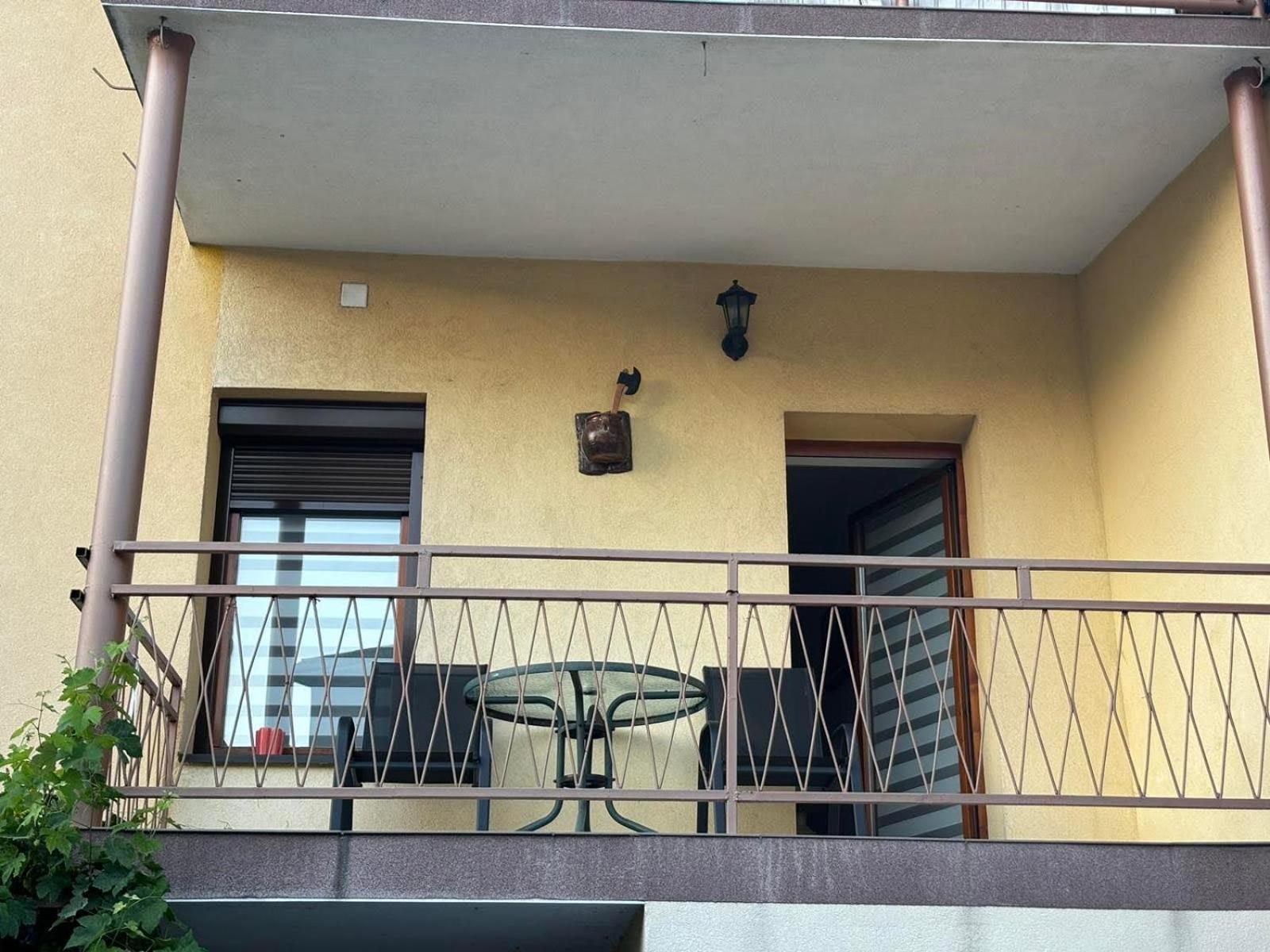 Luni Apartma *